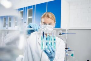 理系学部生の就活メリット３選！文系との違いは？