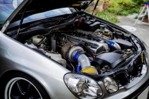 【理系就活】自動車部品メーカーを徹底調査！エンジン、電装、内外装部品など製品別の特徴や企業例について