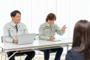 技術面接の秘訣：理系学生が自信を持って挑むためのガイド。研究テーマ未定の回答例も解説！