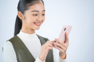 採用動画で深まる企業研究：理系就活生が製品理解や職場の雰囲気をつかむための便利な情報源